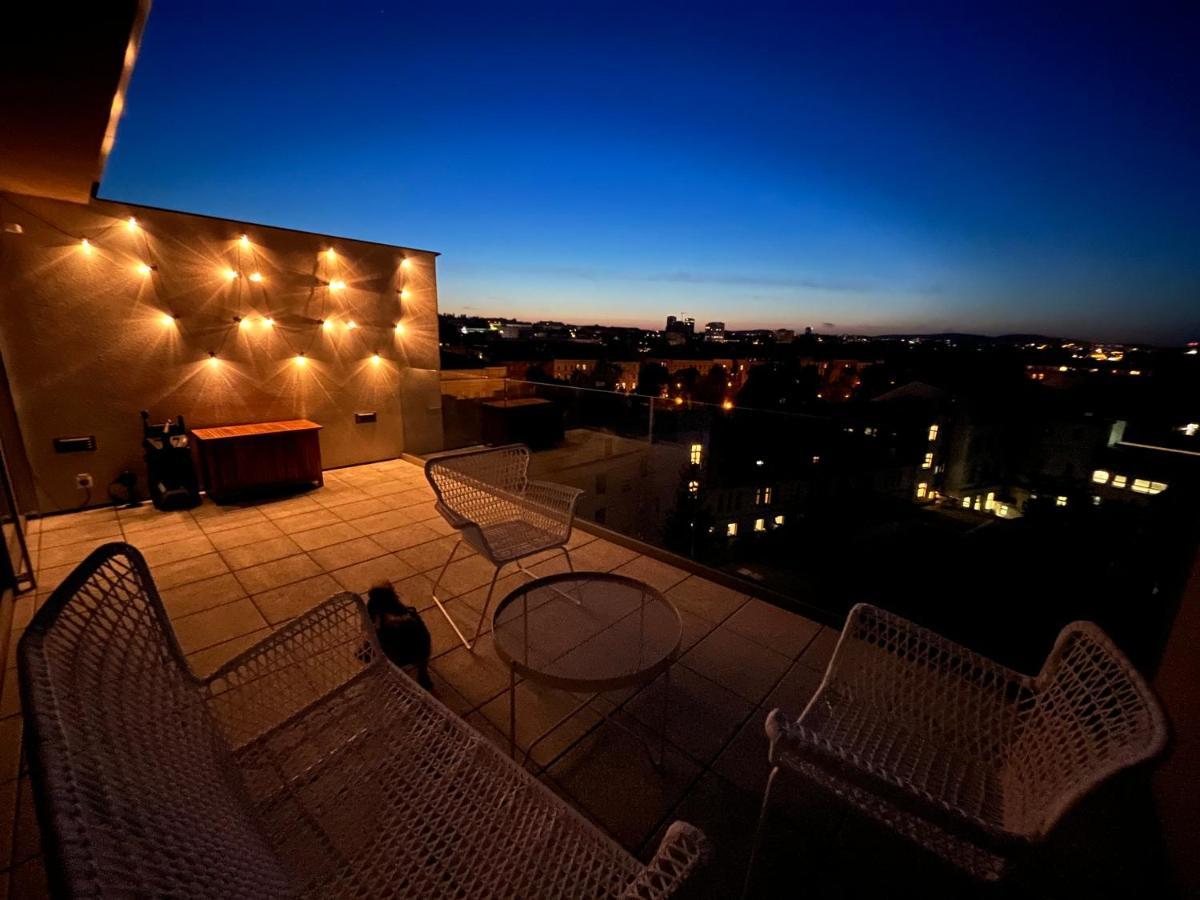 Center With Parking And A Big Terrace